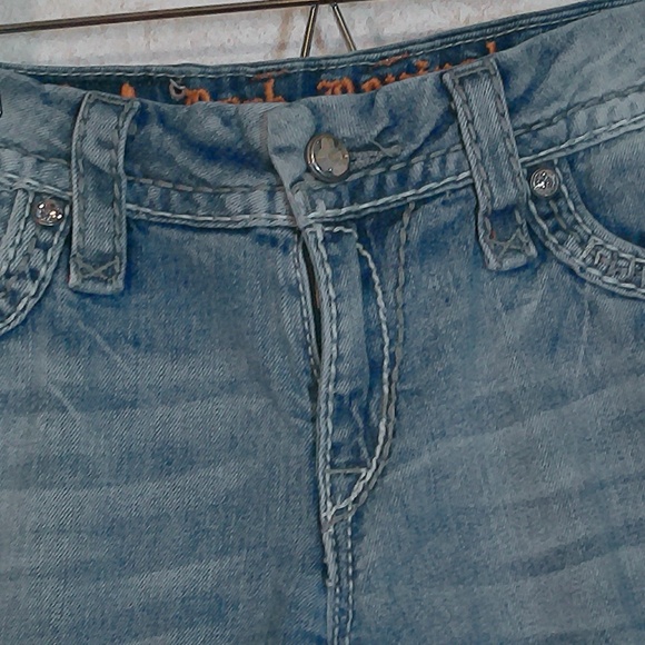 LKNW Rock Revival Ella Capri Jeans WSz30 Faded Blue, Flur De Lis + Rhinestones - Picture 15 of 15